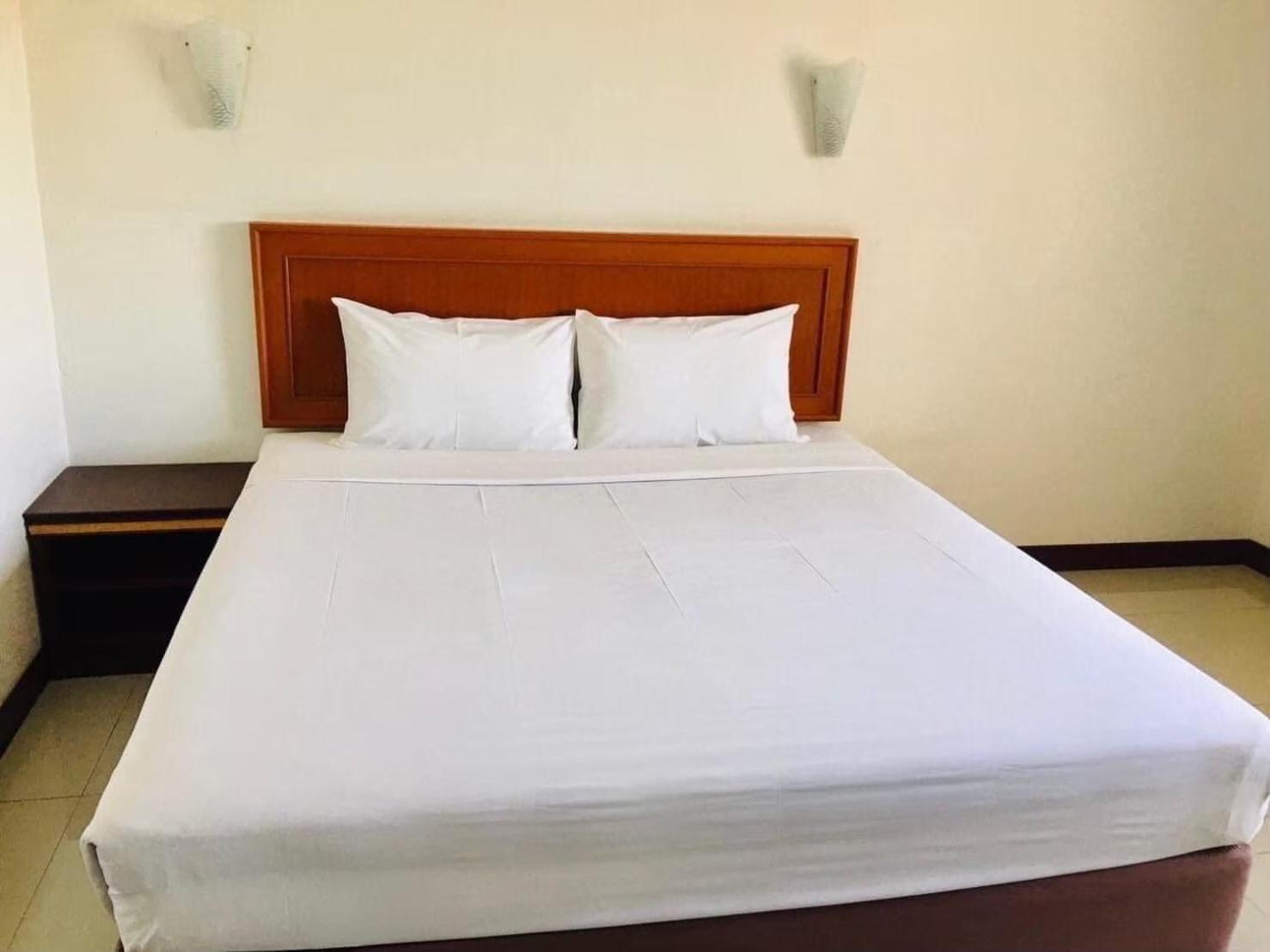 KP hotel Kumphawapi Buitenkant foto