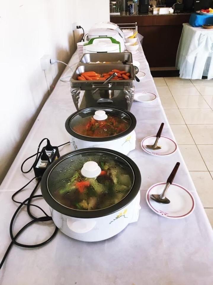 KP hotel Kumphawapi Buitenkant foto